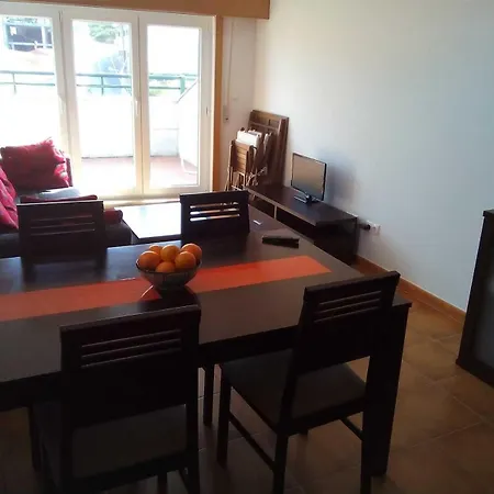 Dachwohnung Mit Terasse Und Meerblick Unweit Des Strandes