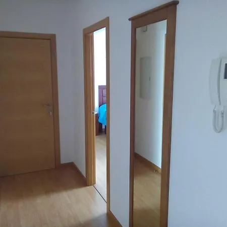 Dachwohnung Mit Terasse Und Meerblick Unweit Des Strandes *