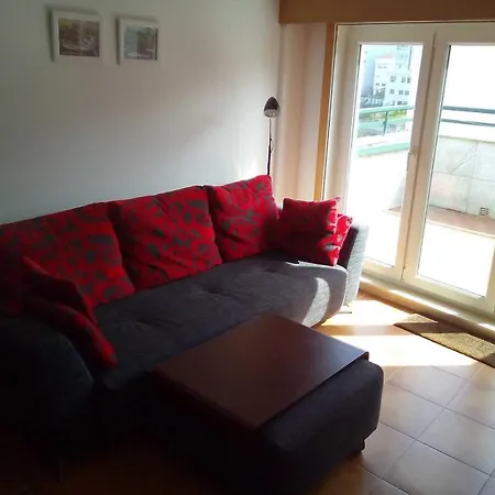 Apartment Dachwohnung Mit Terasse Und Meerblick Unweit Des Strandes *